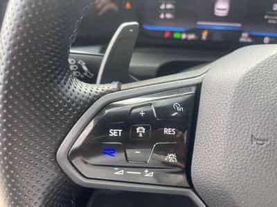 VW Golf (2023) - Foto 10