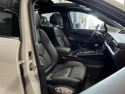 Porsche Macan Porsche Macan S /LED/PANO/BOSE/21"/CARBON/AHK/VOLL (2023) - Photo 8