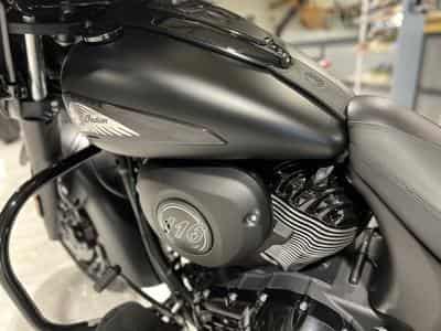 Indian Chieftain Dark Horse Black Smoke (2024) - Foto 6
