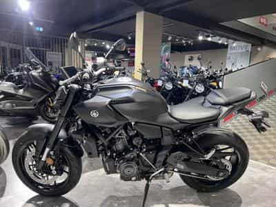 Yamaha MT07 + QuickShifter offert (2026) - Photo 4