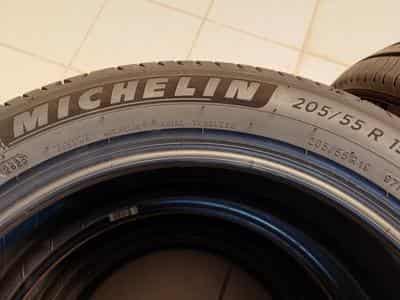 Tires – 19 - Photo 1