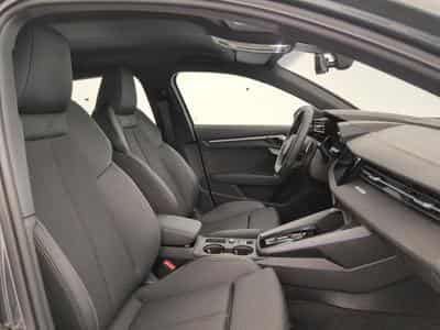 Audi A3 S line (2025) - Photo 9