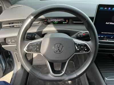 VW ID.7 Pro (2025) - Foto 8