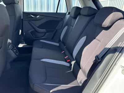 Skoda Kamiq Selection 1.0 TSI (2026) - Foto 7