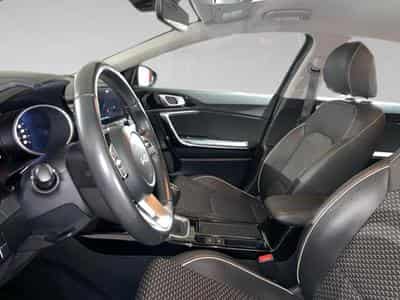 Kia Ceed Pulse 1.0 T-GDI 120 MHEV DCT ISG (2024) - Foto 4