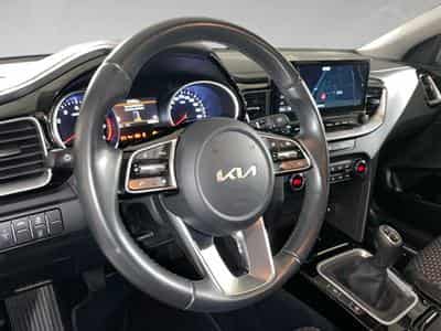 Kia Ceed Pulse 1.0 T-GDI 120 MHEV DCT ISG (2024) - Foto 8