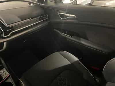 Kia Sportage 1.6 T-GDi 48V 7DCT GT Line (2024) - Photo 9