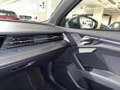 Audi A3 Limousine TFSI S tronic quattro (2024) - Foto 9
