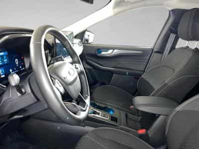 Ford Kuga 1.5i EcoBoost 137kW Aut. Titanium (2025) - Photo 4