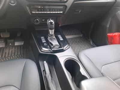 Isuzu D-Max D-MAX DC Euro6d V-Cross AT 4x4 (2025) - Photo 10
