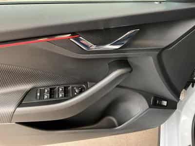 Skoda Kamiq Monte-Carlo+DSG+Pano+LED (2025) - Photo 14