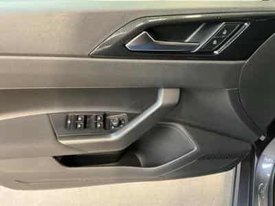 VW Polo Life+P.ASS+P.Lumiere+TSI+DAB (2025) - Photo 14