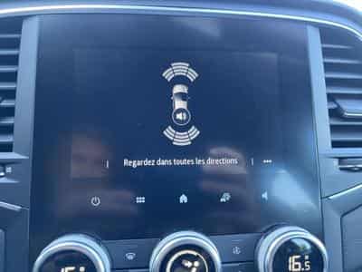 Renault Megane Megane Berline TCe 120 Corporate Edition (2022) - Photo 4