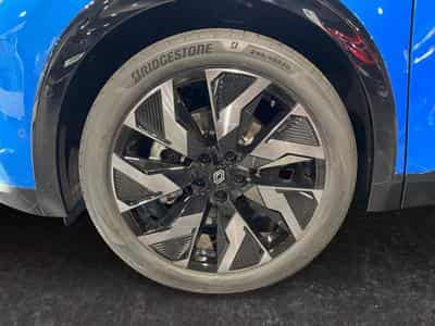 Renault Rafale 1.2 E-Tech Esprit Alpine E-Tech 4x4 plug-in hybrid 300 hp (2026) - Photo 6