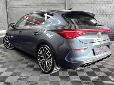 Cupra Leon VZ 2.0 TSI 300CV *VSS* BEATS * CAM *  MATRIX * (2024) - Foto 4