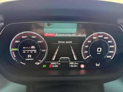 Audi e-tron GT (2022) - Photo 2