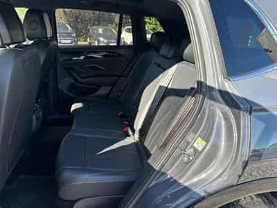 VW TIGUAN 2.0 TDI 150 R-LINE EXCLUSIVE DSG7 (2024) - Photo 11