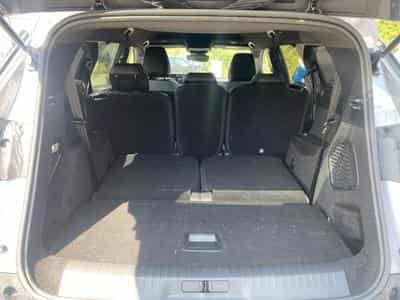 Peugeot 5008 HYBRID 145 ALLURE E-DCS6 (2025) - Photo 14