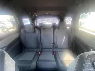 Peugeot 5008 HYBRID 145 ALLURE E-DCS6 (2025) - Photo 13
