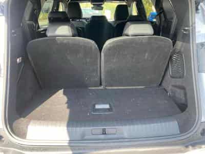 Peugeot 5008 HYBRID 145 ALLURE E-DCS6 (2025) - Photo 15