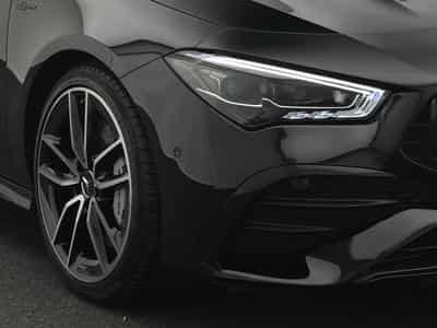 Mercedes CLA 35 AMG 4MATIC MBUX+Night (2025) - Foto 9