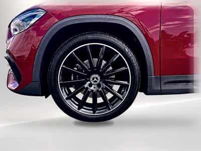 Mercedes GLA 200 163 AMG LINE 7G-DCT (2020) - Photo 9