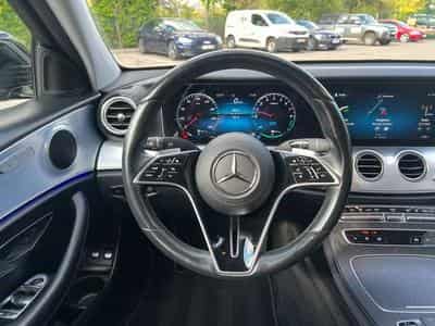 Mercedes E 300 BERLINE HYBRIDE ESSENCE (2022) - Photo 5