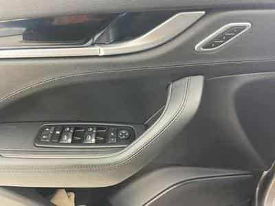 Maserati Levante SQ4 GranSport 430 ch GARANTIE JUSQU'A 36 MOIS (2019) - Foto 10