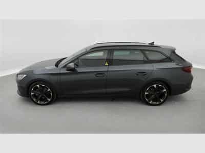 Cupra Leon ST 1.4 e-Hybrid DSG PHEV NAVI / FULL LED / CAMERA (2022) - Photo 3