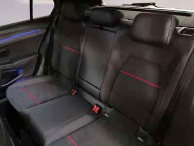 VW Golf (2024) - Photo 7