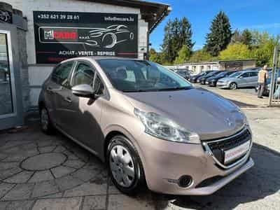 Peugeot 208 1.2 AUTOMATIQUE 5 PORTES (2014) - Photo 7