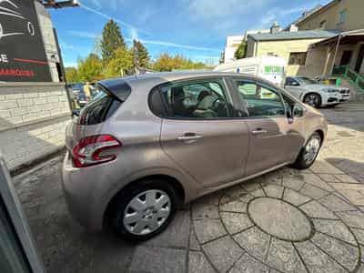 Peugeot 208 1.2 AUTOMATIQUE 5 PORTES (2014) - Photo 6
