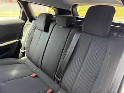 Peugeot 308 308 SW PureTech 130 Active Pack (2023) - Foto 13