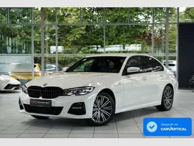 BMW 330 e Limousine M Sport *LiveCockpit *Alcantara (2020) - Photo 1