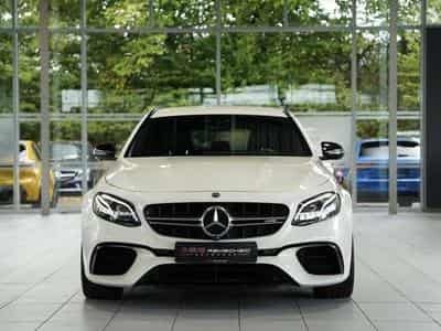 Mercedes E 63 AMG S T 4M *20 *H-UP*Perf-AGA*Night*Memory (2019) - Photo 4