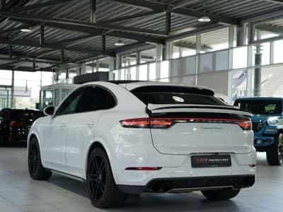 Porsche Cayenne Turbo *21*Chrono*Pano*HUD*Matrix*Memory (2019) - Foto 7