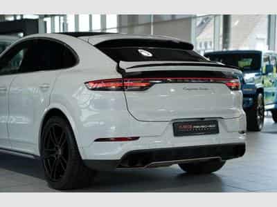 Porsche Cayenne Turbo *21*Chrono*Pano*HUD*Matrix*Memory (2019) - Foto 10