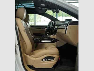 Porsche Cayenne Turbo *21*Chrono*Pano*HUD*Matrix*Memory (2019) - Foto 13