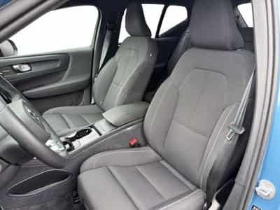 Volvo XC40 Ultimate Extended Range Pure/Pano/360/Pixel (2023) - Photo 9