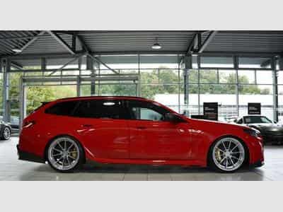 BMW M5 Touring 1.H *Carbon*Keramik*Grail*RossoCorsa (2025) - Foto 6