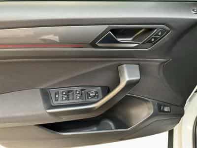 VW T-Roc Sport+DSG+Pano+LM17+P.Travel+P.Sport+P.Confort+Keyless (2021) - Photo 14