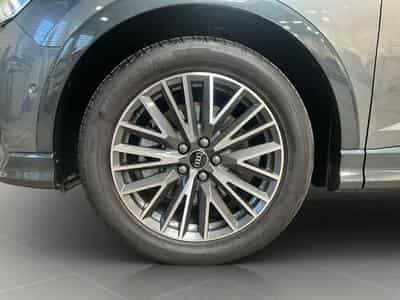 Audi Q3 SB+S-Line+40TFSI+Quattro+S-Tronic+Pano+P.Premium (2025) - Photo 8