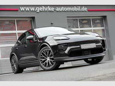 Porsche Macan Macan 4*21"MacanDesign,BOSE,ACC,PANO,BOSE,HeadUp* (2026) - Photo 1