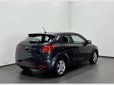 Kia Ceed 1.4 Edition 7 *3.H *Tempomat *Navi (2013) - Photo 5