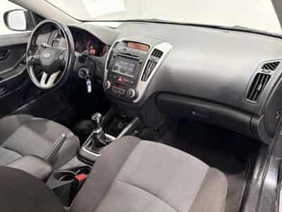 Kia Ceed 1.4 Edition 7 *3.H *Tempomat *Navi (2013) - Photo 13