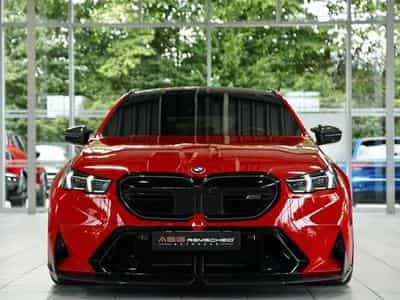 BMW M5 Touring 1.H *0,5% Verst.! *Grail *RossoCorsa (2025) - Photo 3