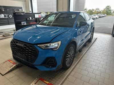 Audi Q3 S-LINE 35 TDI S TRONIC 7 150 CV *ATTELAGE* HAYON * (2022) - Foto 1
