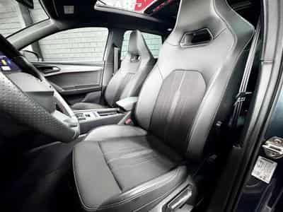 Cupra Leon ST 2.0 TSI 310CV 4Drive *ATTELAGE* PANO* *BEATS* *CAM* *VSS* (2024) - Foto 6