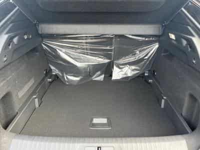 Peugeot 3008 1.2 HYBRID 136 GT E-DCS6 (2025) - Photo 14