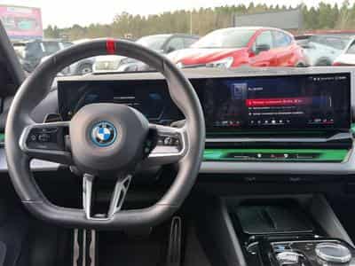 Bmw SERIE 5 (G60) I5 M60 601 XDRIVE (2024) - Photo 15